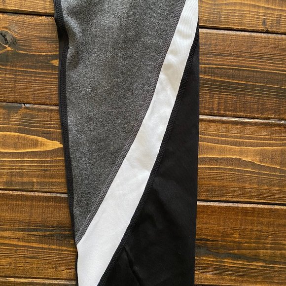 Reebok Color Block Athletic Leggings - Picture 3 of 4